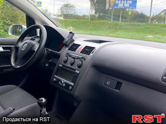 Фольксваген Туран, объемом двигателя 1.4 л и пробегом 175 тыс. км за 6900 $, фото 4 на Automoto.ua