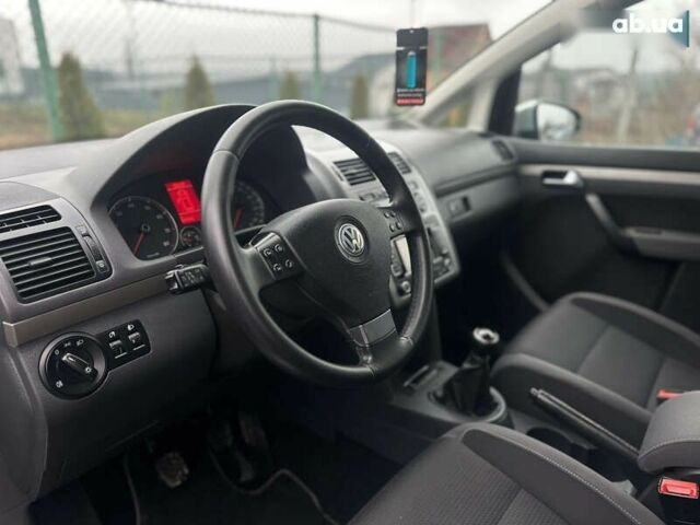 Фольксваген Туран, об'ємом двигуна 1.6 л та пробігом 266 тис. км за 8700 $, фото 23 на Automoto.ua