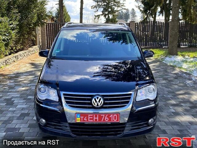 Фольксваген Туран, объемом двигателя 1.6 л и пробегом 189 тыс. км за 7600 $, фото 1 на Automoto.ua