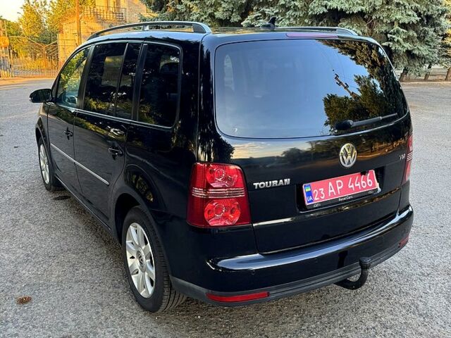 Фольксваген Туран, объемом двигателя 1.4 л и пробегом 164 тыс. км за 7400 $, фото 2 на Automoto.ua
