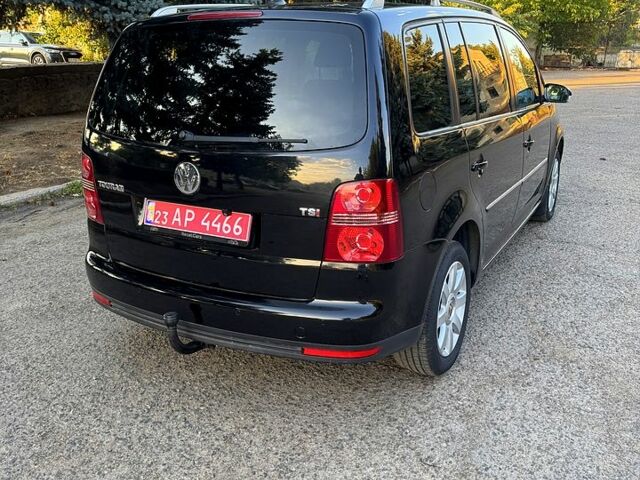 Фольксваген Туран, объемом двигателя 1.4 л и пробегом 164 тыс. км за 7400 $, фото 1 на Automoto.ua