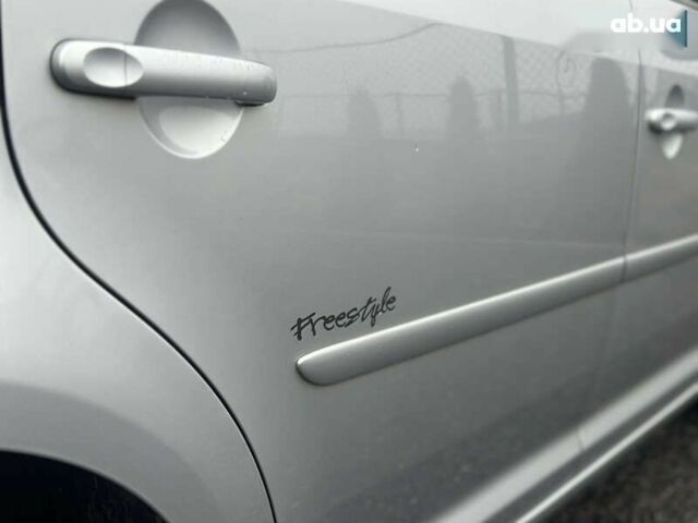 Фольксваген Туран, об'ємом двигуна 1.6 л та пробігом 266 тис. км за 8700 $, фото 15 на Automoto.ua