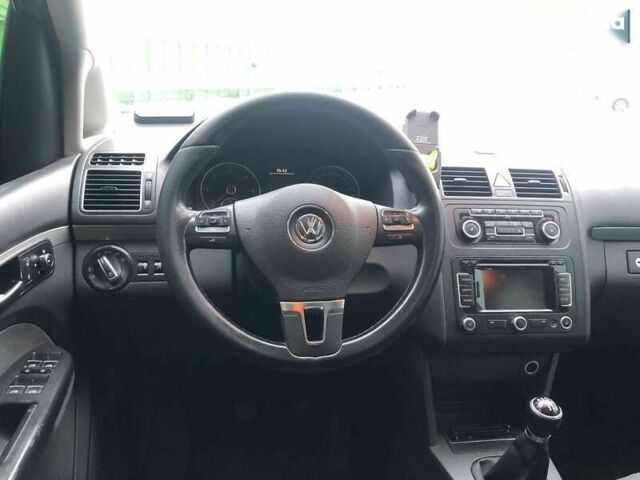 Фольксваген Туран, объемом двигателя 1.6 л и пробегом 265 тыс. км за 9290 $, фото 13 на Automoto.ua