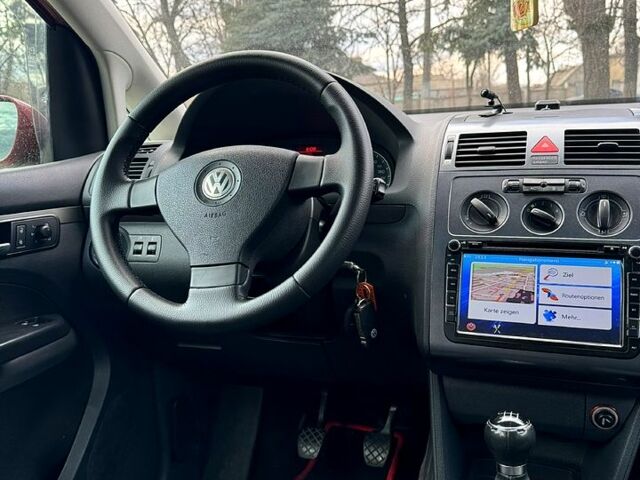 Фольксваген Туран, объемом двигателя 1.4 л и пробегом 213 тыс. км за 7000 $, фото 5 на Automoto.ua