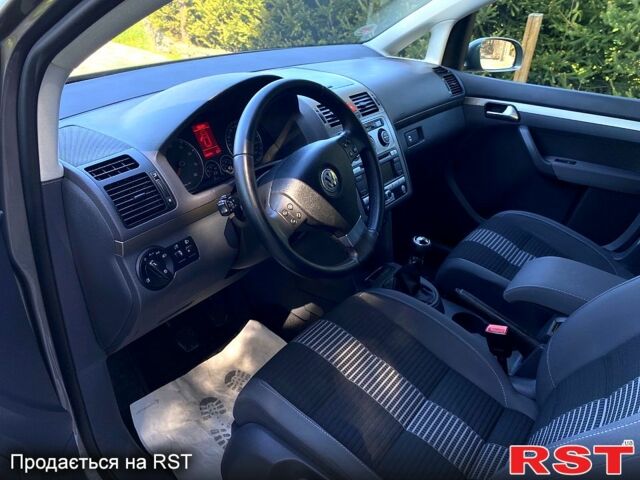 Фольксваген Туран, об'ємом двигуна 14 л та пробігом 176 тис. км за 7100 $, фото 10 на Automoto.ua