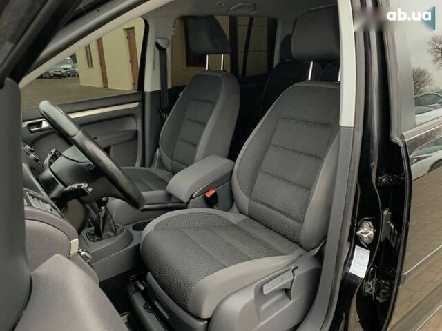 Фольксваген Туран, объемом двигателя 2 л и пробегом 283 тыс. км за 12555 $, фото 24 на Automoto.ua