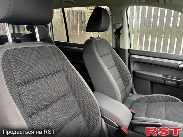 Фольксваген Туран, объемом двигателя 1.4 л и пробегом 195 тыс. км за 9500 $, фото 7 на Automoto.ua