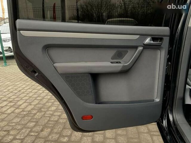 Фольксваген Туран, объемом двигателя 2 л и пробегом 283 тыс. км за 12555 $, фото 25 на Automoto.ua