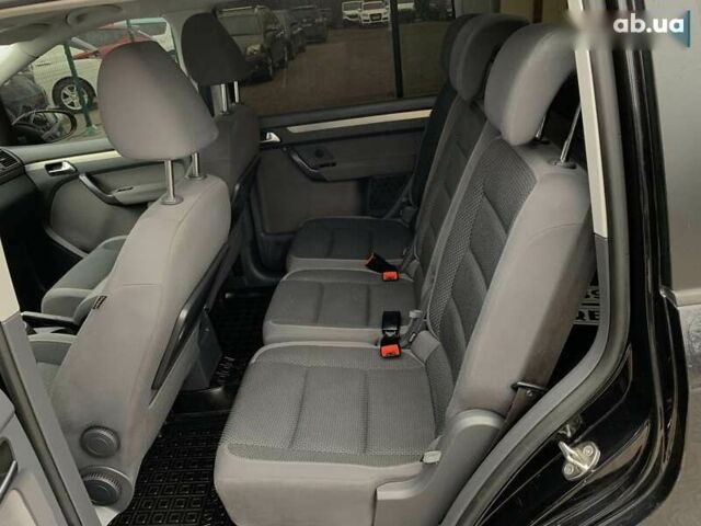 Фольксваген Туран, объемом двигателя 2 л и пробегом 283 тыс. км за 12555 $, фото 26 на Automoto.ua