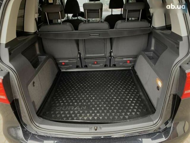 Фольксваген Туран, объемом двигателя 2 л и пробегом 283 тыс. км за 12555 $, фото 28 на Automoto.ua