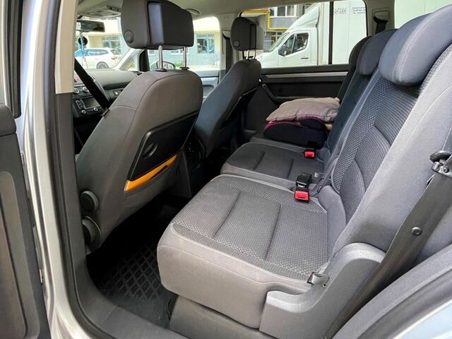 Фольксваген Туран, об'ємом двигуна 1.6 л та пробігом 290 тис. км за 9900 $, фото 4 на Automoto.ua