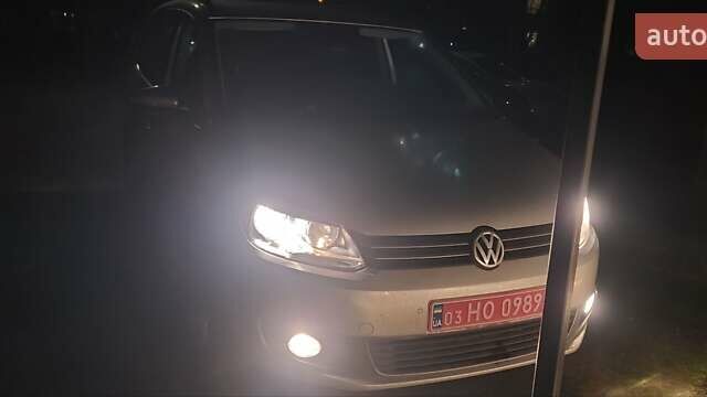 Фольксваген Туран, объемом двигателя 1.6 л и пробегом 288 тыс. км за 9999 $, фото 6 на Automoto.ua