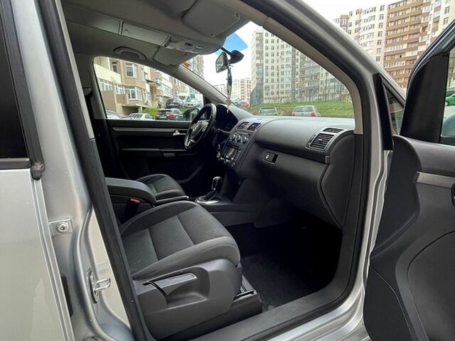 Фольксваген Туран, об'ємом двигуна 1.6 л та пробігом 290 тис. км за 9900 $, фото 5 на Automoto.ua