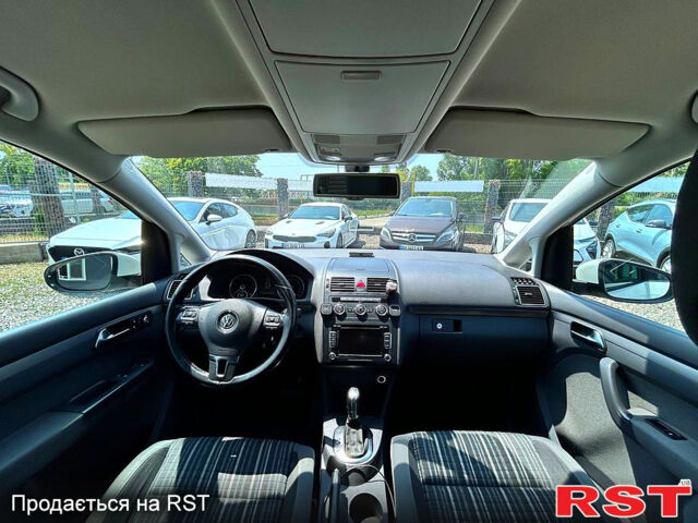 Фольксваген Туран, объемом двигателя 1.4 л и пробегом 177 тыс. км за 10900 $, фото 11 на Automoto.ua