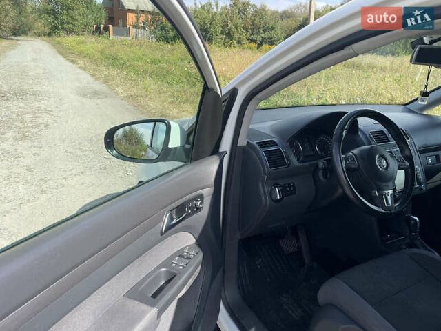 Фольксваген Туран, объемом двигателя 1.97 л и пробегом 250 тыс. км за 11000 $, фото 6 на Automoto.ua