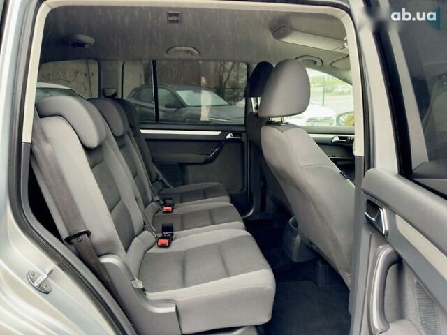 Фольксваген Туран, объемом двигателя 1.4 л и пробегом 223 тыс. км за 10500 $, фото 3 на Automoto.ua