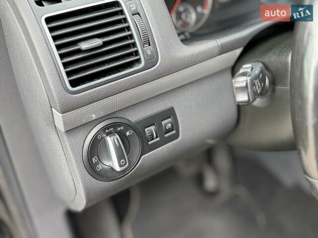 Фольксваген Туран 2013 в Вознесенске на Automoto.ua Фольксваген Туран, объемом двигателя 2 л и пробегом 179 тыс. км за 14500 $, фото 38 на Automoto.ua