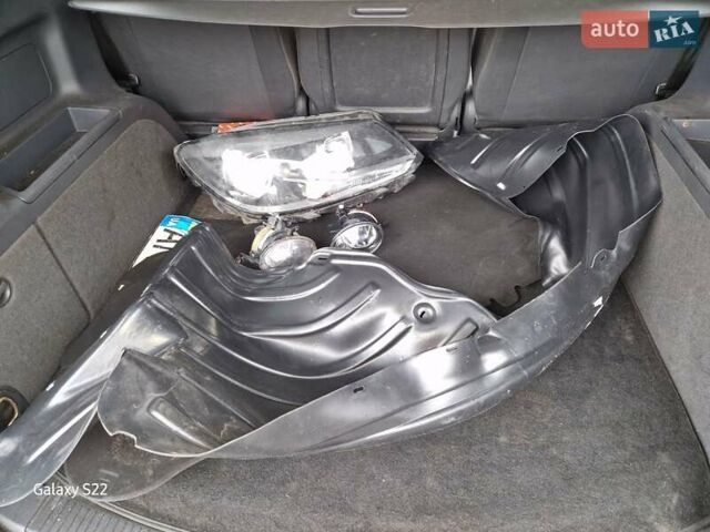 Фольксваген Туран, объемом двигателя 1.6 л и пробегом 220 тыс. км за 6950 $, фото 11 на Automoto.ua