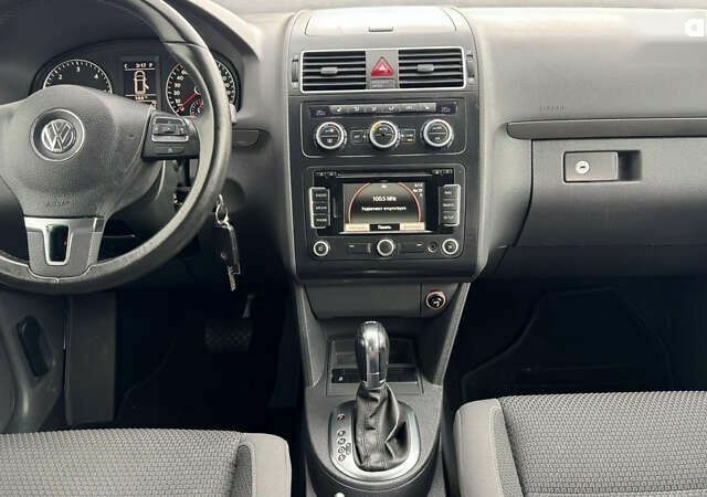 Фольксваген Туран, объемом двигателя 1.6 л и пробегом 214 тыс. км за 11750 $, фото 21 на Automoto.ua
