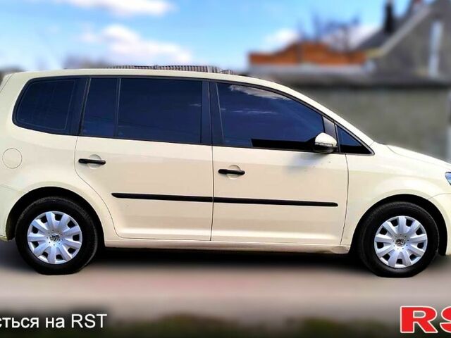 Фольксваген Туран, объемом двигателя 20 л и пробегом 216 тыс. км за 8500 $, фото 4 на Automoto.ua