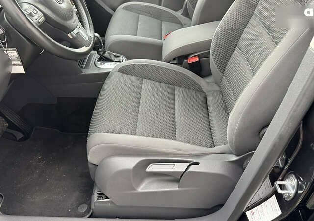 Фольксваген Туран, объемом двигателя 1.6 л и пробегом 214 тыс. км за 11750 $, фото 15 на Automoto.ua