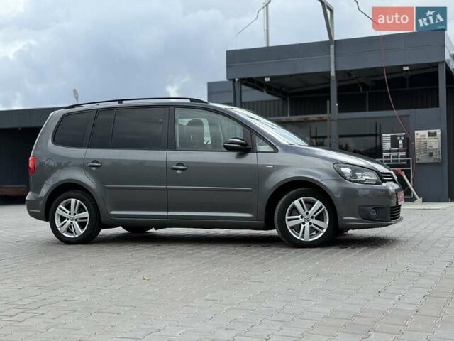 Фольксваген Туран 2013 в Вознесенске на Automoto.ua Фольксваген Туран, объемом двигателя 2 л и пробегом 179 тыс. км за 14500 $, фото 5 на Automoto.ua