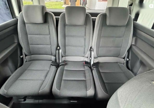 Фольксваген Туран, объемом двигателя 1.6 л и пробегом 214 тыс. км за 11750 $, фото 14 на Automoto.ua