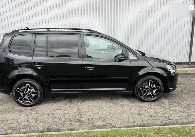 Фольксваген Туран, объемом двигателя 1.6 л и пробегом 214 тыс. км за 11750 $, фото 3 на Automoto.ua