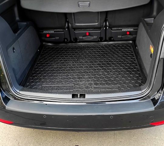 Фольксваген Туран, об'ємом двигуна 2 л та пробігом 349 тис. км за 13000 $, фото 10 на Automoto.ua