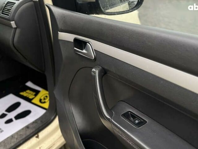 Фольксваген Туран, об'ємом двигуна 2 л та пробігом 213 тис. км за 8990 $, фото 19 на Automoto.ua