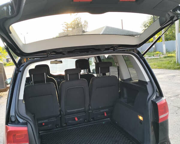 Фольксваген Туран, объемом двигателя 1.6 л и пробегом 240 тыс. км за 13500 $, фото 9 на Automoto.ua