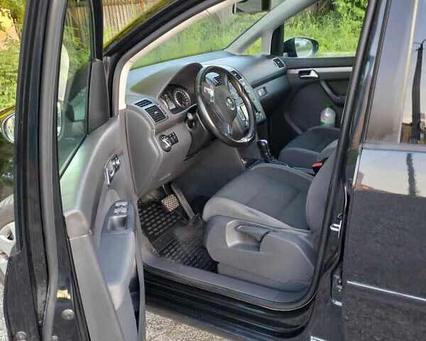 Фольксваген Туран, объемом двигателя 1.6 л и пробегом 240 тыс. км за 13500 $, фото 8 на Automoto.ua