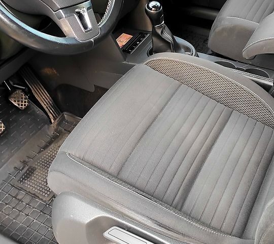 Фольксваген Туран, об'ємом двигуна 2 л та пробігом 349 тис. км за 13000 $, фото 7 на Automoto.ua