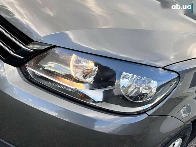 Фольксваген Туран, объемом двигателя 1.6 л и пробегом 267 тыс. км за 11200 $, фото 9 на Automoto.ua