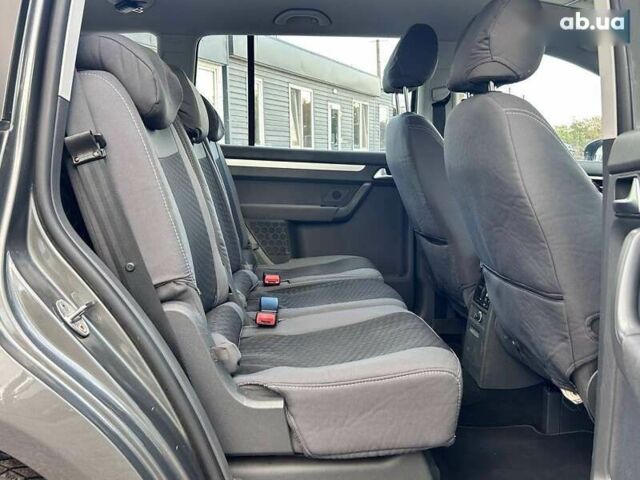 Фольксваген Туран, объемом двигателя 1.6 л и пробегом 267 тыс. км за 11200 $, фото 27 на Automoto.ua