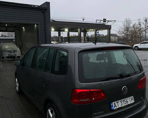 Фольксваген Туран, объемом двигателя 1.6 л и пробегом 225 тыс. км за 11300 $, фото 17 на Automoto.ua