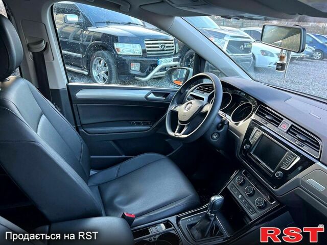 Фольксваген Туран, объемом двигателя 2 л и пробегом 217 тыс. км за 14300 $, фото 5 на Automoto.ua