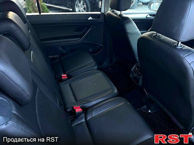 Фольксваген Туран, объемом двигателя 2 л и пробегом 217 тыс. км за 14300 $, фото 4 на Automoto.ua