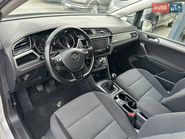 Фольксваген Туран, об'ємом двигуна 1.6 л та пробігом 265 тис. км за 14999 $, фото 11 на Automoto.ua