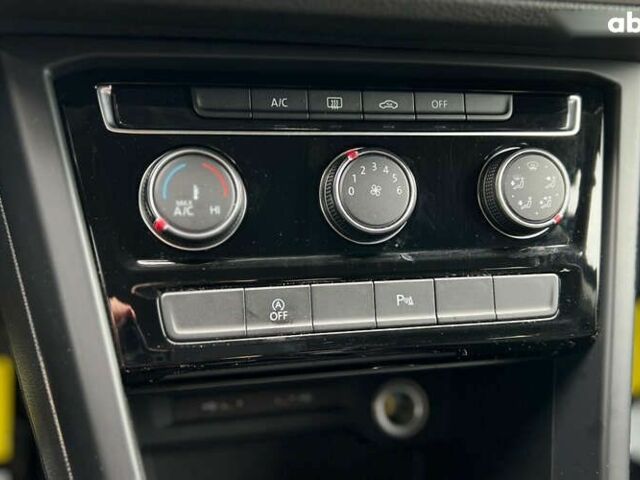 Фольксваген Туран, объемом двигателя 2 л и пробегом 198 тыс. км за 17999 $, фото 18 на Automoto.ua