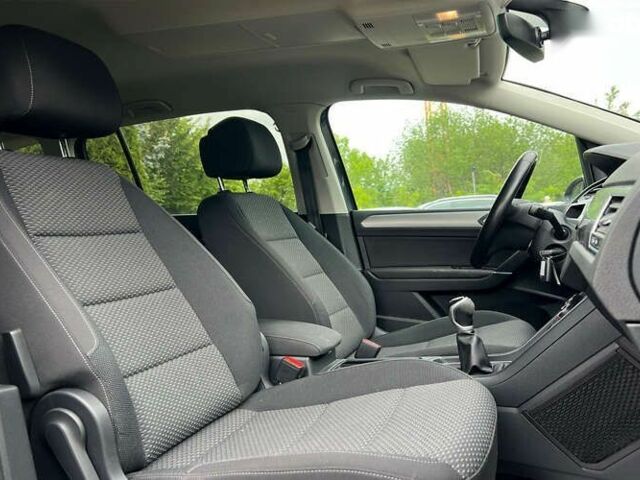 Фольксваген Туран, объемом двигателя 2 л и пробегом 198 тыс. км за 17999 $, фото 8 на Automoto.ua