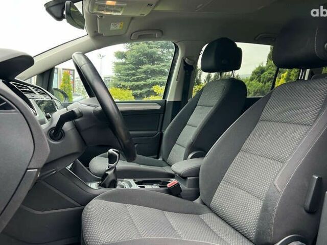 Фольксваген Туран, объемом двигателя 2 л и пробегом 198 тыс. км за 17999 $, фото 15 на Automoto.ua