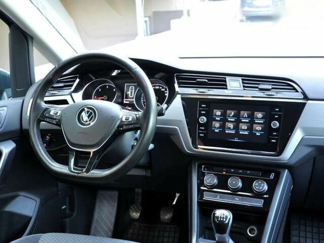 Фольксваген Туран, объемом двигателя 2 л и пробегом 201 тыс. км за 17900 $, фото 27 на Automoto.ua