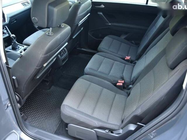 Фольксваген Туран, объемом двигателя 2 л и пробегом 201 тыс. км за 17900 $, фото 17 на Automoto.ua