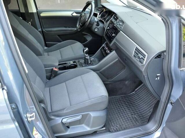 Фольксваген Туран, объемом двигателя 2 л и пробегом 201 тыс. км за 17900 $, фото 24 на Automoto.ua