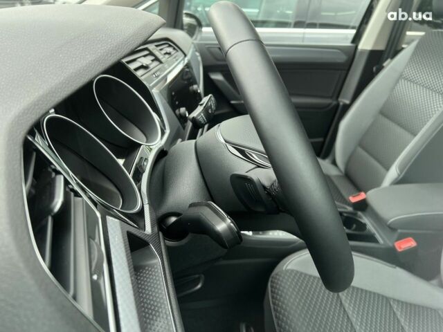 Фольксваген Туран, объемом двигателя 2 л и пробегом 3 тыс. км за 41516 $, фото 29 на Automoto.ua
