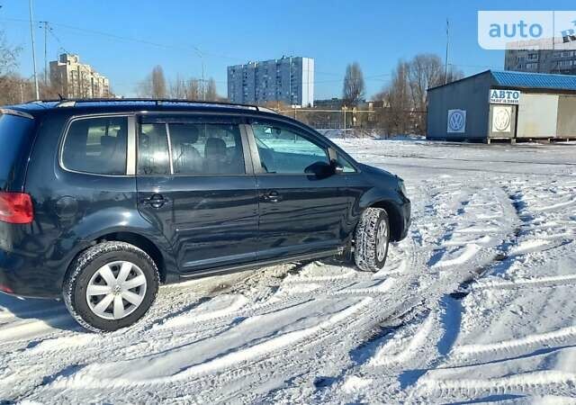 Фольксваген Туран, объемом двигателя 1.97 л и пробегом 219 тыс. км за 13900 $, фото 4 на Automoto.ua