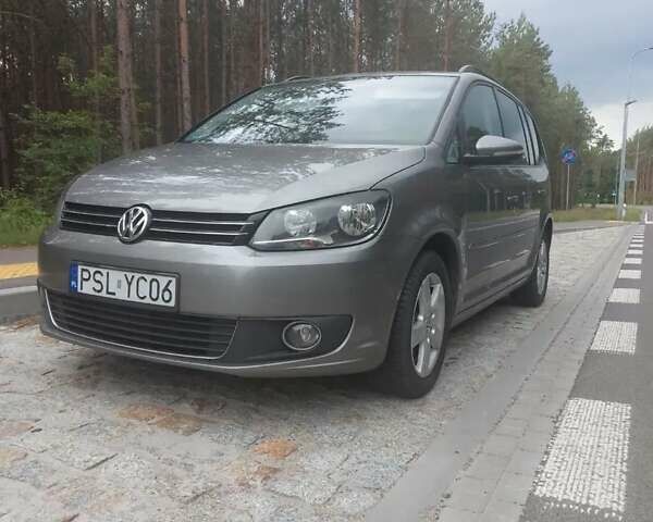 Фольксваген Туран, объемом двигателя 0 л и пробегом 296 тыс. км за 8200 $, фото 1 на Automoto.ua