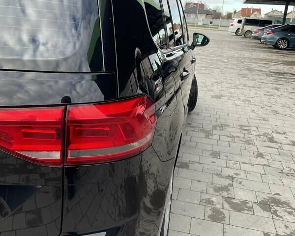 Фольксваген Туран, об'ємом двигуна 1.6 л та пробігом 239 тис. км за 13399 $, фото 22 на Automoto.ua