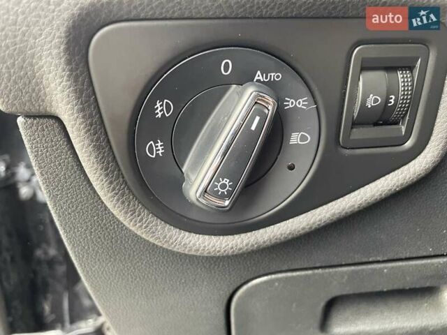 Фольксваген Туран, об'ємом двигуна 1.6 л та пробігом 239 тис. км за 13399 $, фото 14 на Automoto.ua